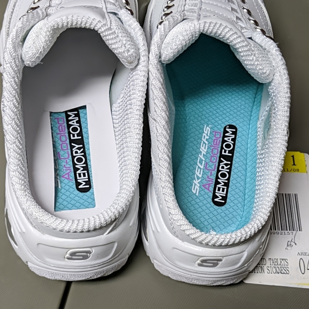 Sketchers d'lites memory foam shoes